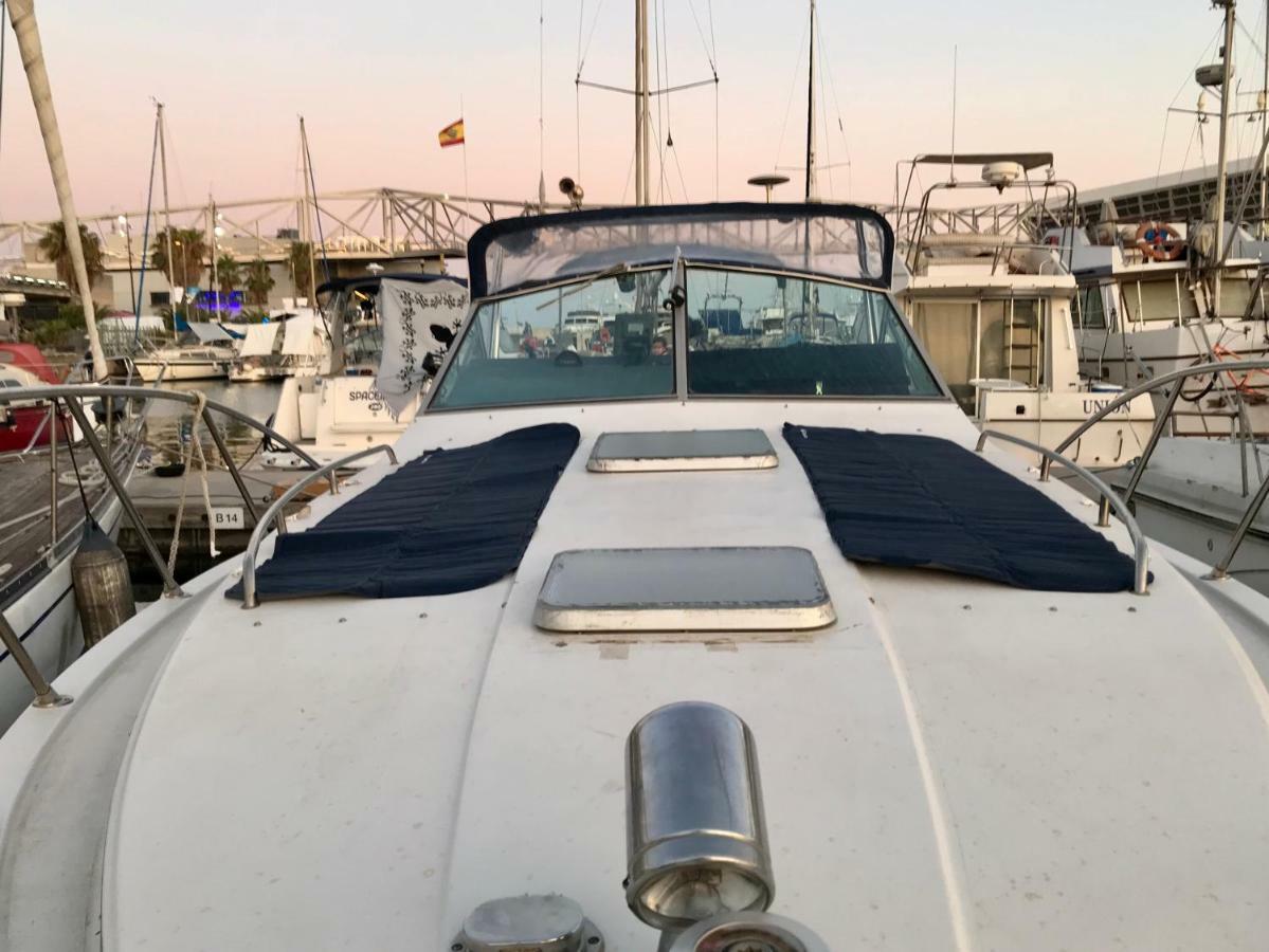 Botel Yacht Experience Boatsbreakfast Barcelona *